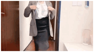 王馨瑶 剧情钢琴老师给学生足交